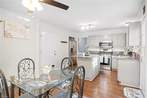 29 Windsor Rd, Thomasville, NC 27360 photo 17