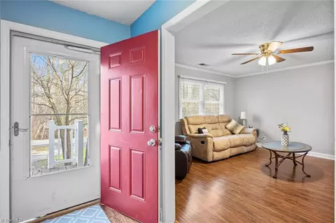 29 Windsor Rd, Thomasville, NC 27360 photo 7