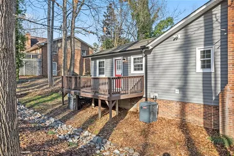 29 Windsor Rd, Thomasville, NC 27360 photo 37