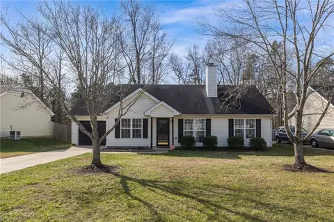 4606 Meadowcroft Rd, Greensboro, NC 27406