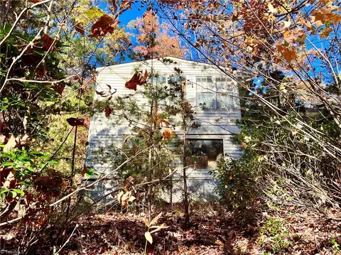 350 Deer Track Ln, Purlear, NC 28665 photo 13