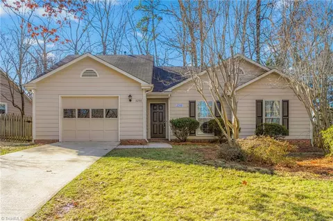 3200 Kings Pond Rd, Greensboro, NC 27407