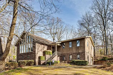 127 Westbury Dr, Asheboro, NC 27205