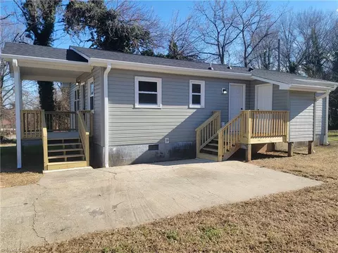 703 Redding Dr, High Point, NC 27260 photo 16