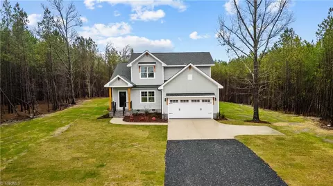 2622 Bensalem Church Rd, Eagle Springs, NC 27242