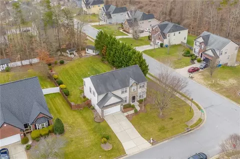 5200 Lager Ct, Mcleansville, NC 27301