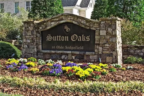 5702 Madison Oaks Ct, Greensboro, NC 27407