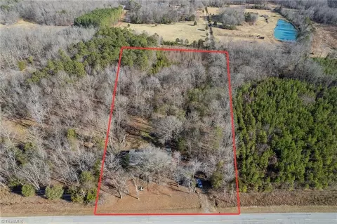 1919 New Cut Rd, Lexington, NC 27292
