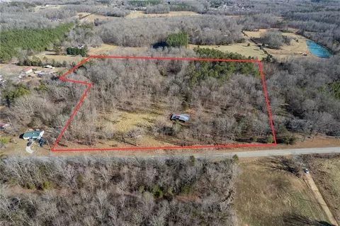 1829 New Cut Rd, Lexington, NC 27292