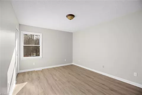 3104 Windchase Ct, High Point, NC 27265 photo 26