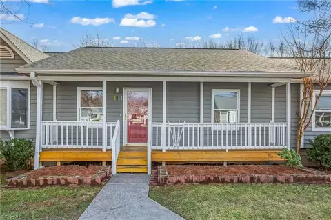 3104 Windchase Ct, High Point, NC 27265