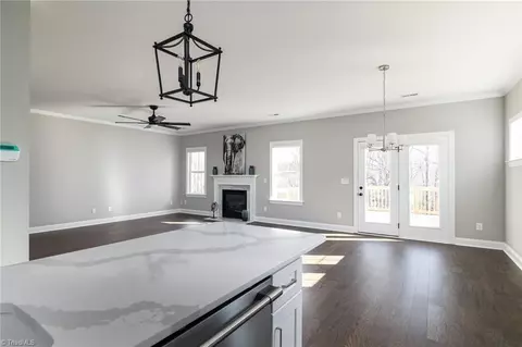 2706 Bartlett Ln, Clemmons, NC 27012 photo 11