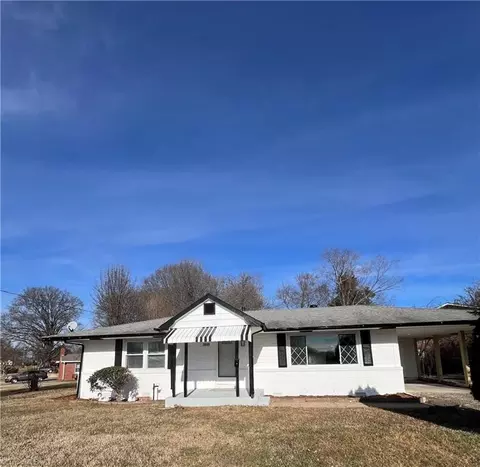 2849 Emerson St, Winston Salem, NC 27127