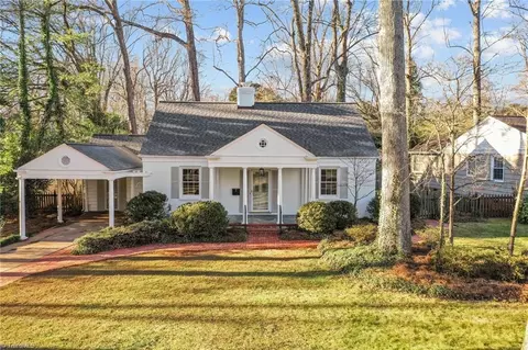 103 Avondale Dr E, Greensboro, NC 27403