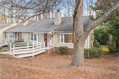 23 Brownstone Ln, Greensboro, NC 27410