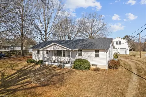 2450 Union Cross Rd, Winston Salem, NC 27107