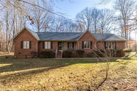 4607 Tiarella Dr, Summerfield, NC 27358