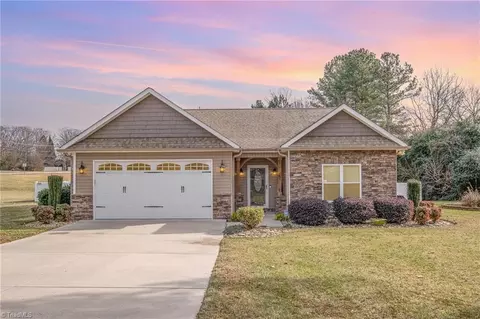 135 Frances St, Salisbury, NC 28147