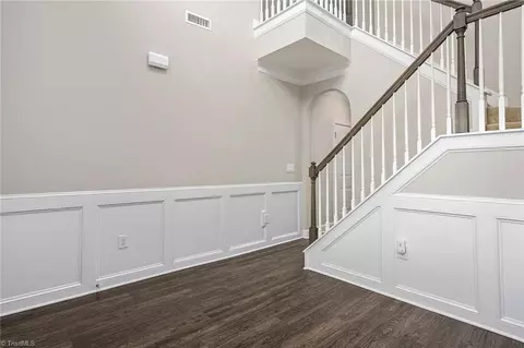 4305 Holstein Dr, High Point, NC 27265 photo 4
