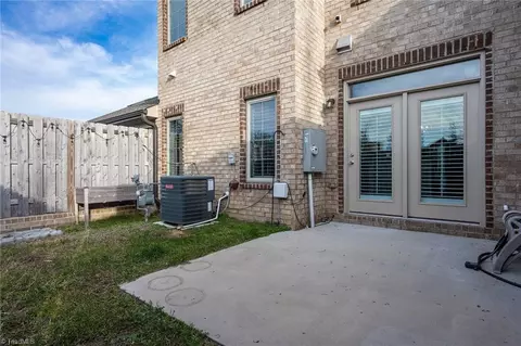 4305 Holstein Dr, High Point, NC 27265 photo 31