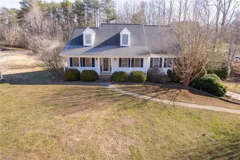 293 Williams Meadow Ln, Winston Salem, NC 27127