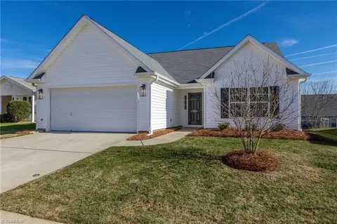 112 Calla Lilly Ln, Kernersville, NC 27284