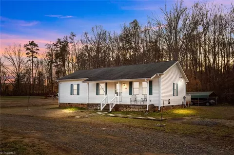 535 Nc Highway 65, Walnut Cove, NC 27052
