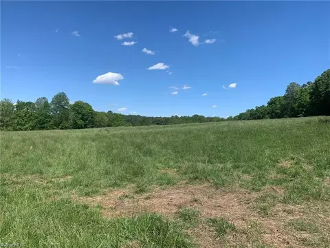 002 Frank Hulin Rd, Lexington, NC 27295