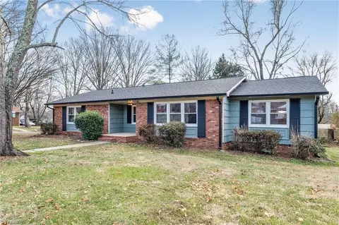 4202 Morningside Dr, Winston Salem, NC 27106