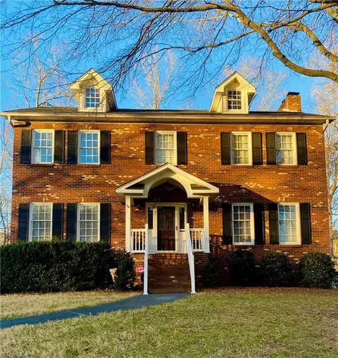 1721 Huntington Woods Ct, Winston Salem, NC 27103