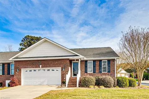 895 Easy St, Asheboro, NC 27205