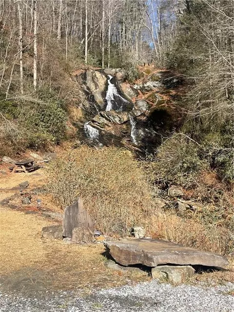 Lot 34 Doe Run, Purlear, NC 28665 photo 18