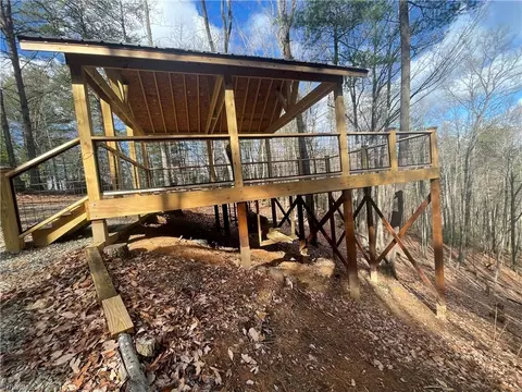 Lot 34 Doe Run, Purlear, NC 28665 photo 13