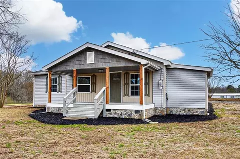 6672 Bennett Rd, Seagrove, NC 27341