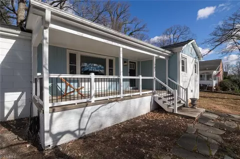 702 Sunset Dr, High Point, NC 27262 photo 4