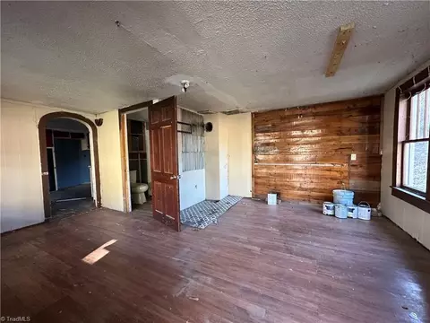 393 Big Ivy Rd, Purlear, NC 28665 photo 11
