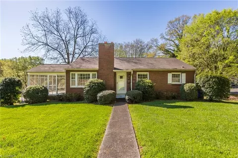 1710 Sprague St E, Winston Salem, NC 27107