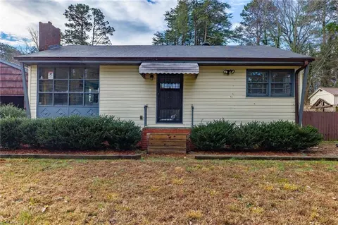 2318 Gordon Rd, High Point, NC 27265 photo 4