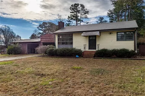 2318 Gordon Rd, High Point, NC 27265 photo 1
