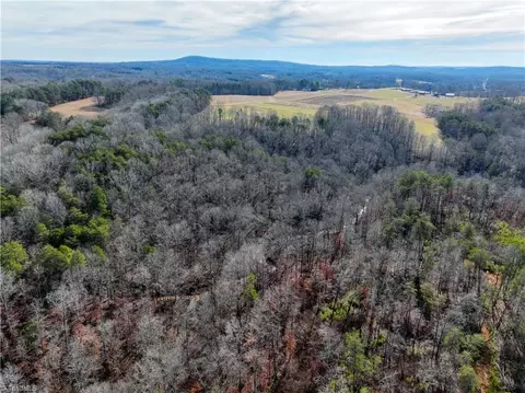 1159 Corner Rd, Pinnacle, NC 27043 photo 17