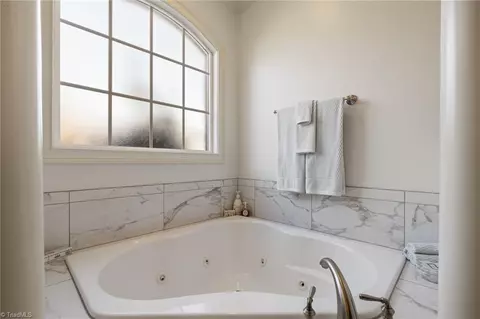 139 Cedar Ln, Bermuda Run, NC 27006 photo 29