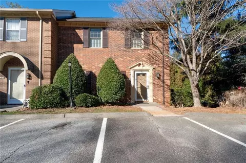 2990 Burke Mill Ct, Winston Salem, NC 27103