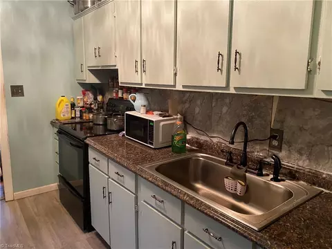 1402 Baker Rd, High Point, NC 27263 photo 13