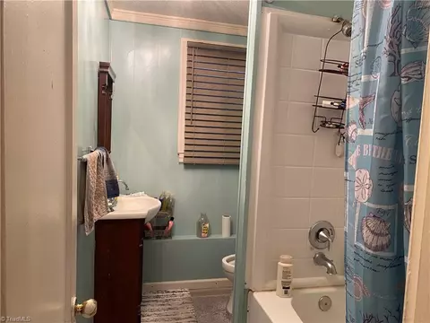 1402 Baker Rd, High Point, NC 27263 photo 9