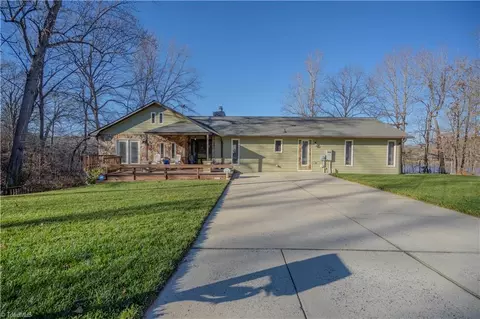 947 Young Mill Rd, Lexington, NC 27292