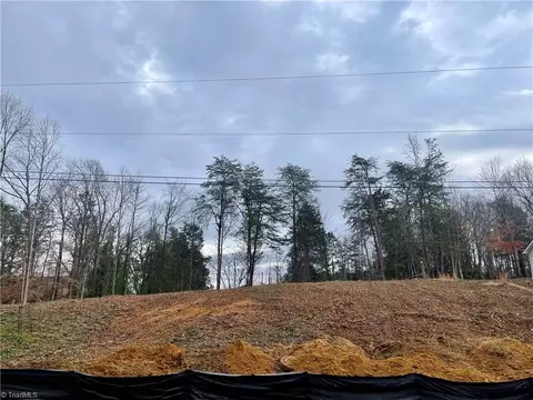 000 Jordan St, Trinity, NC 27370 photo 2