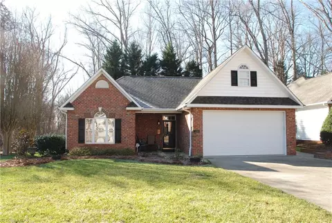 160 Sterling Point Ct, Winston Salem, NC 27104