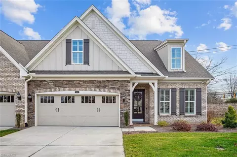 3506 Cliffmoor Ct, Winston Salem, NC 27104