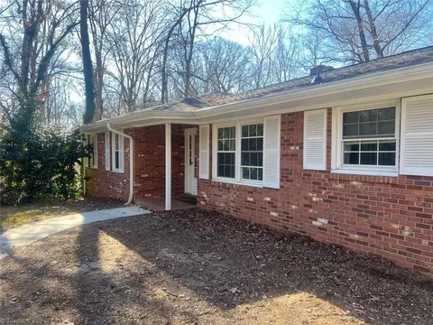 256 Crepe Myrtle Cir, Winston Salem, NC 27106