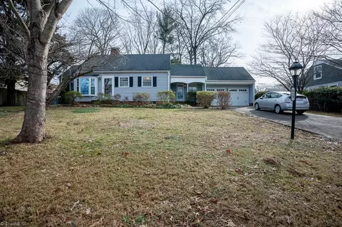 911 Holland St, Winston Salem, NC 27101